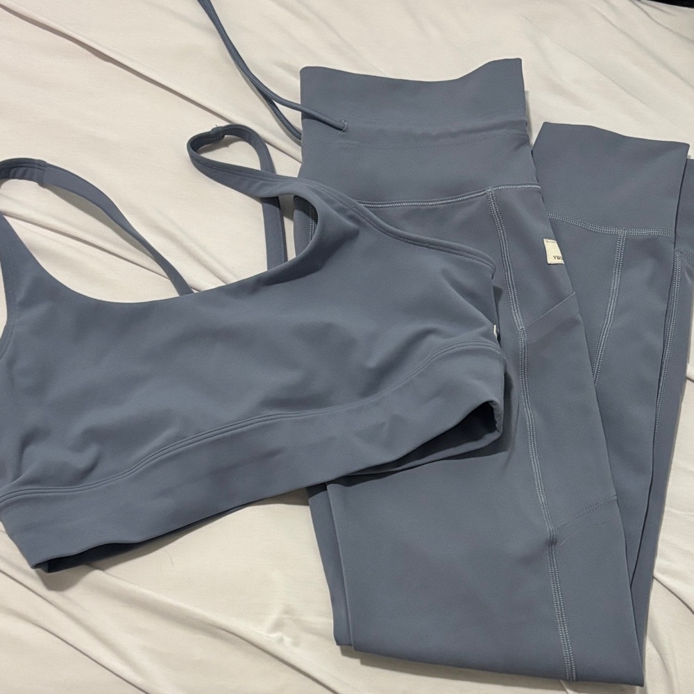 light blue Vuori set
